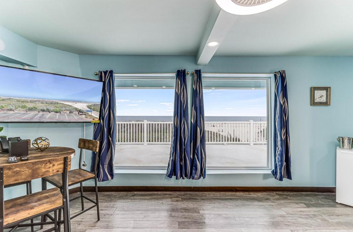 Seaside Boutique Hotel, Waves At Your Doorstep Порт Арансас Екстериор снимка